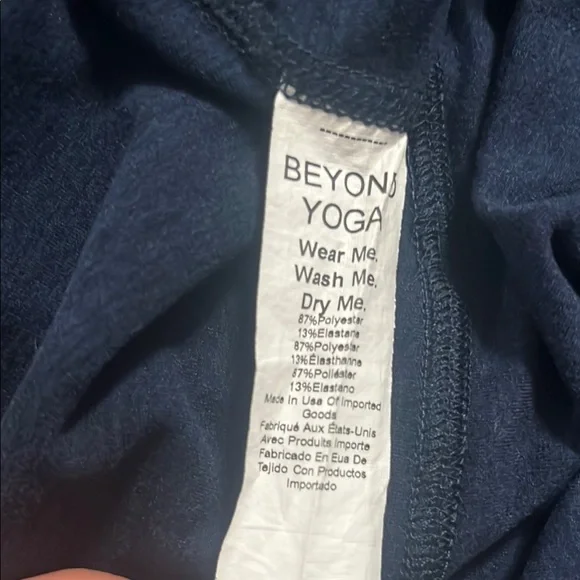 Beyond Yoga  High Waisted flare leggings - Picture 6 of 7